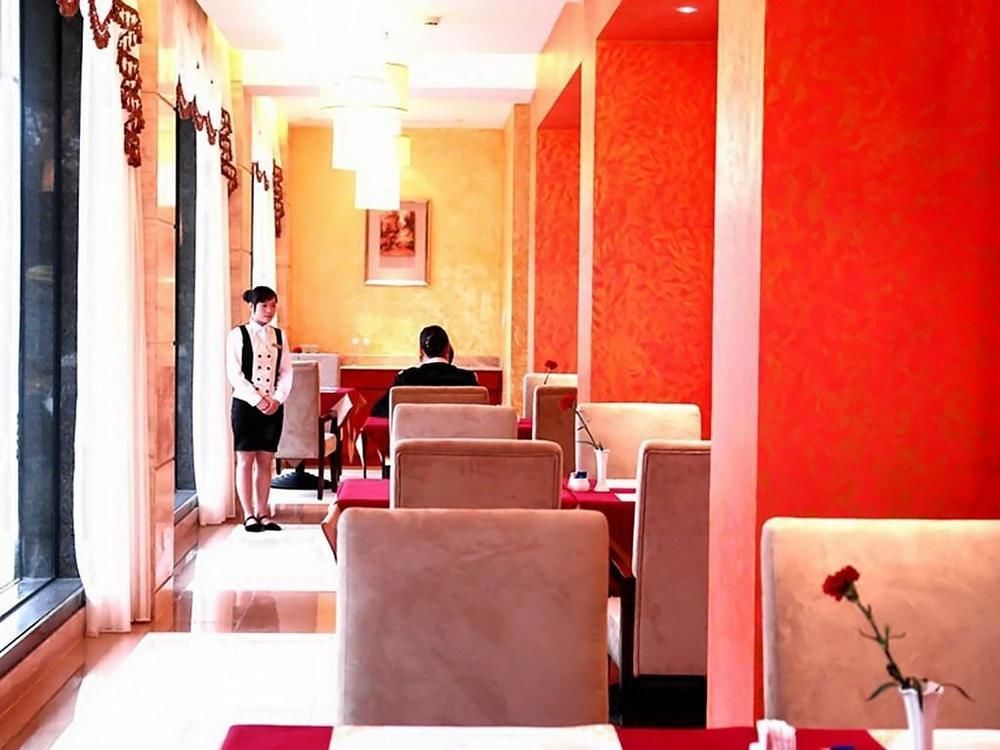 Huanying Living Hotel Shilong Branch Tung-kuan Exteriér fotografie